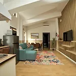 Dona Premier Suites