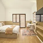 Dona Premier Suites