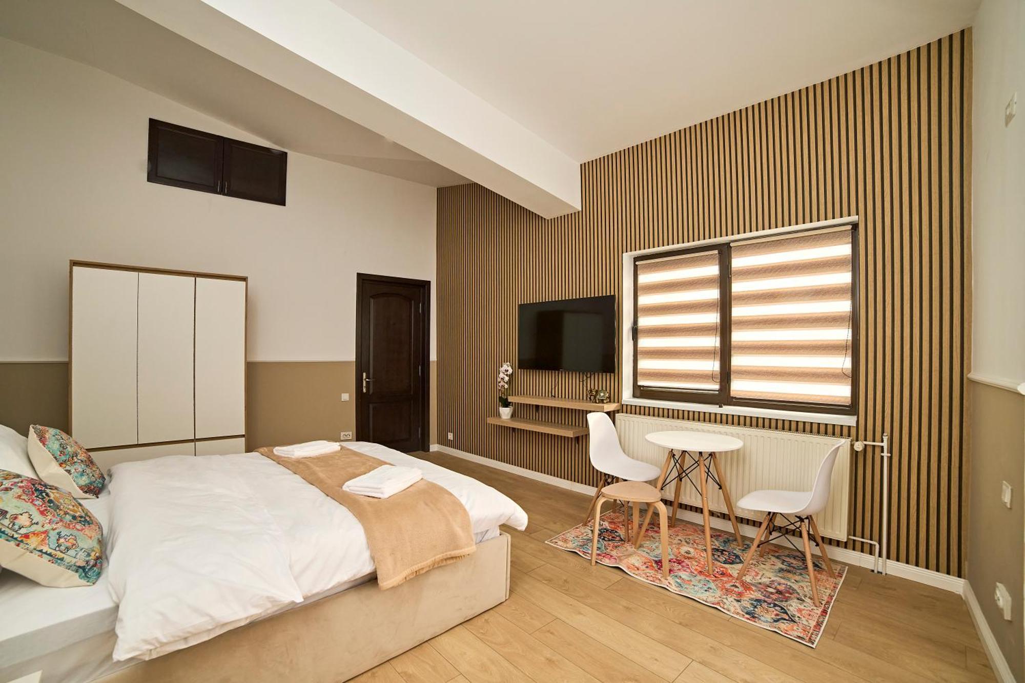 Aparthotel Dona Premier
