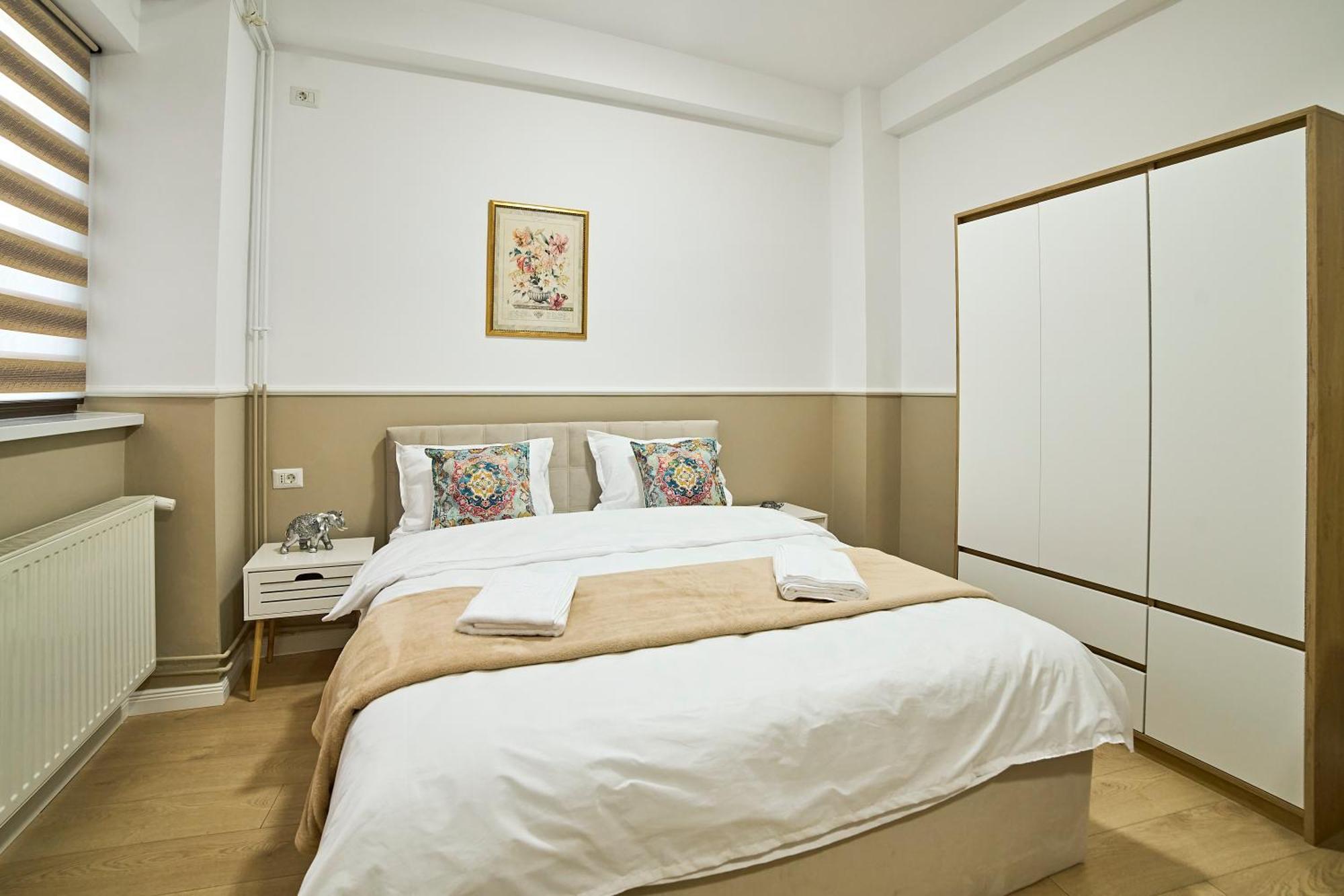 Dona Premier Aparthotel *