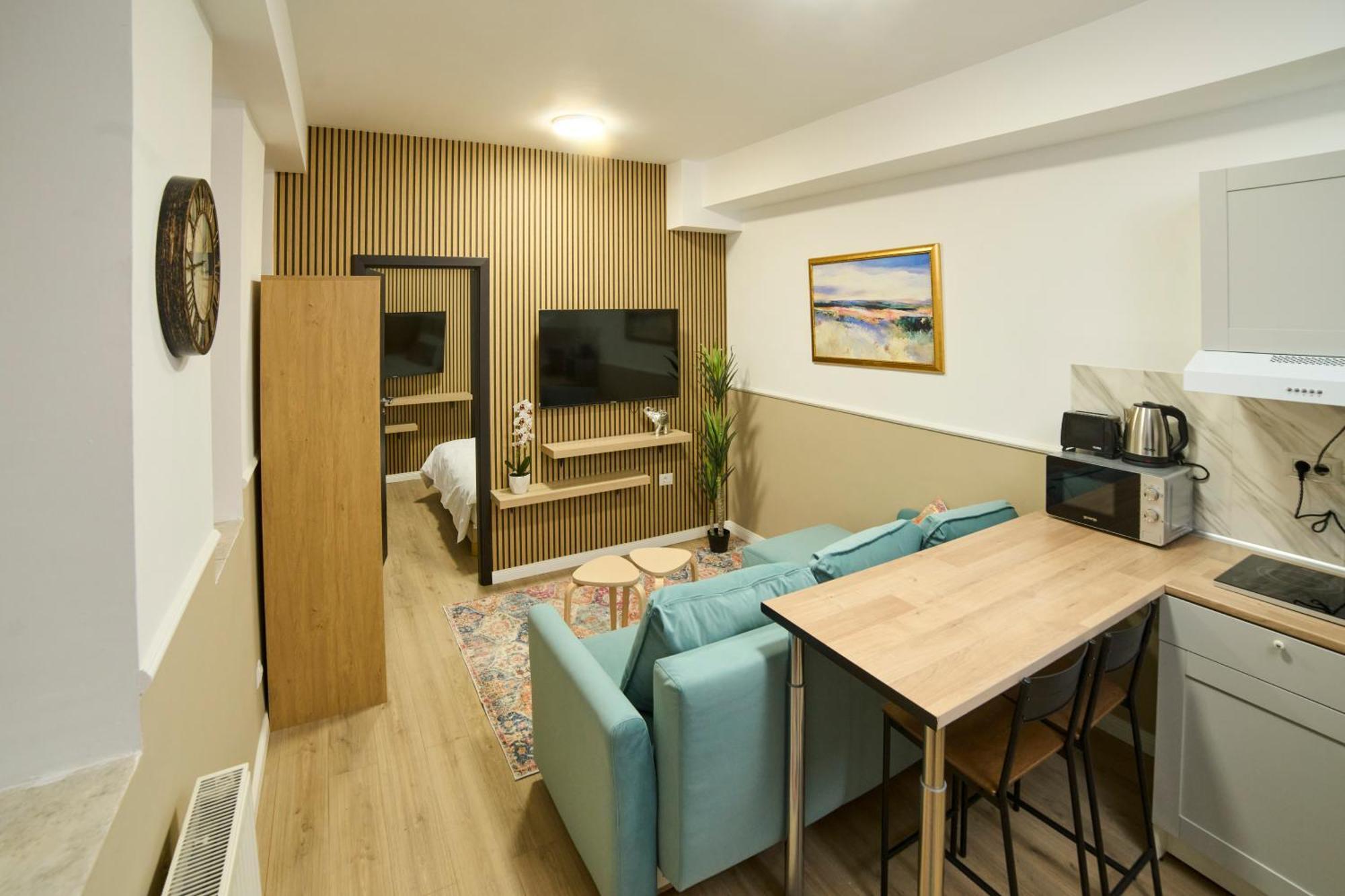 Dona Premier Aparthotel *