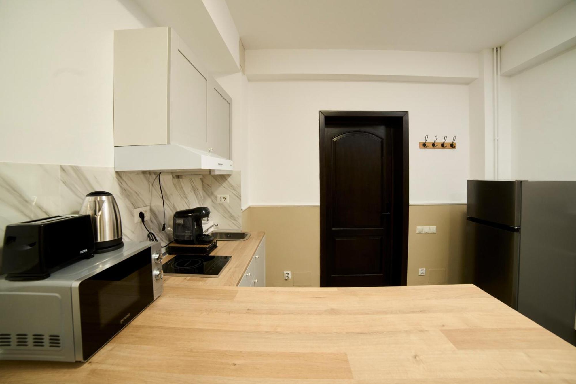 Dona Premier Aparthotel *