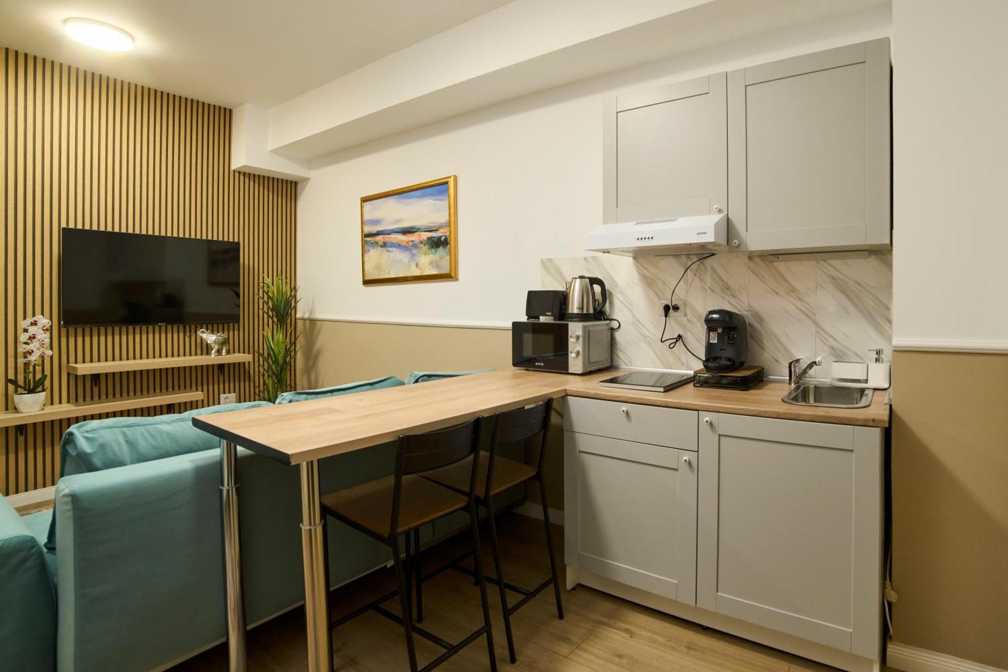 Dona Premier Aparthotel Bucharest