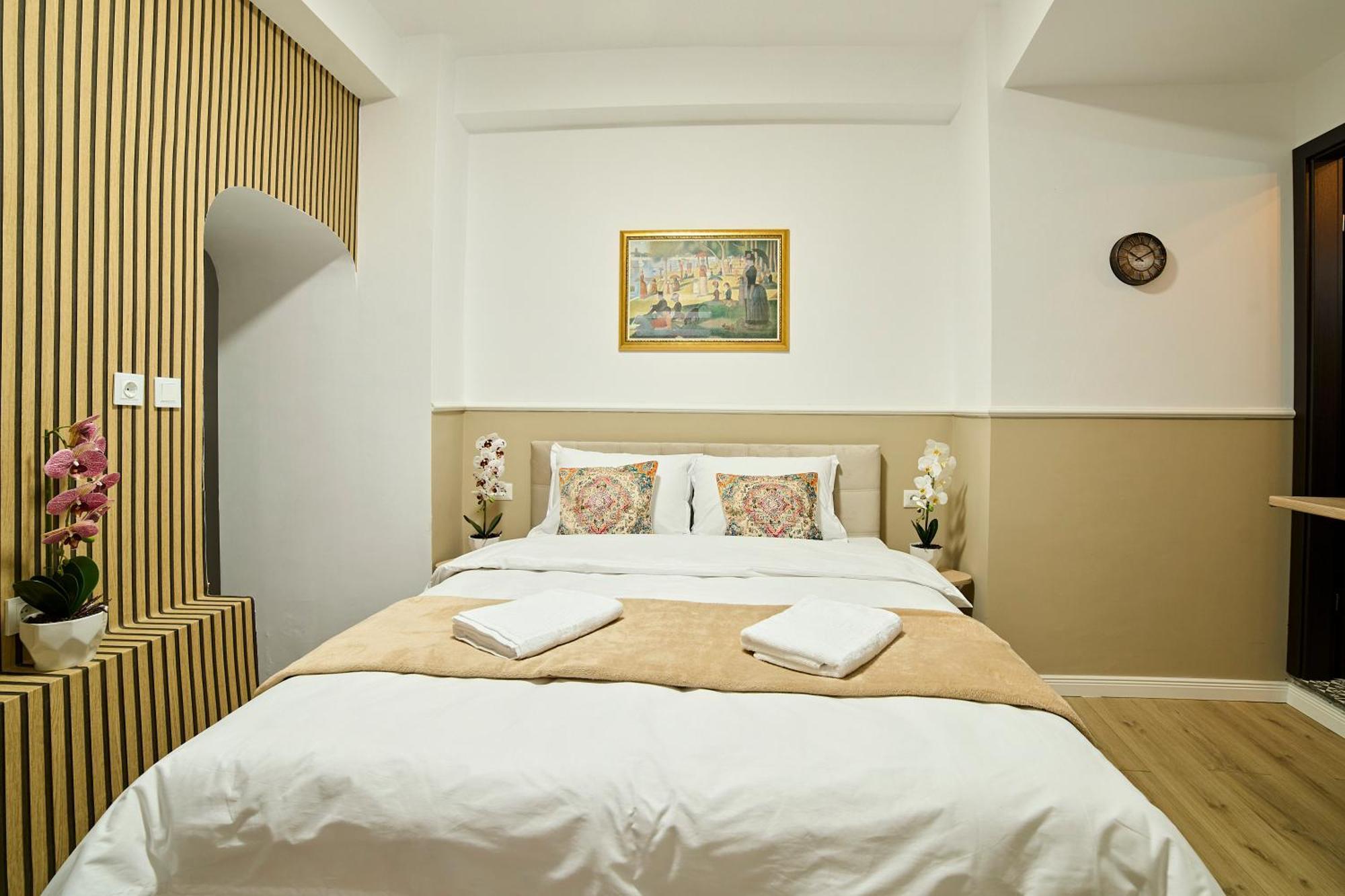 Dona Premier Aparthotel *